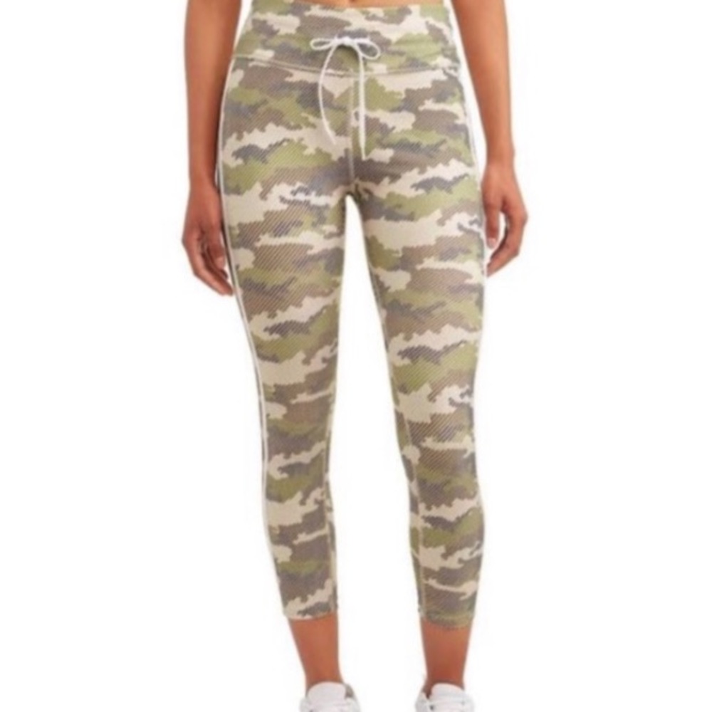 Avia drawstring camo legging